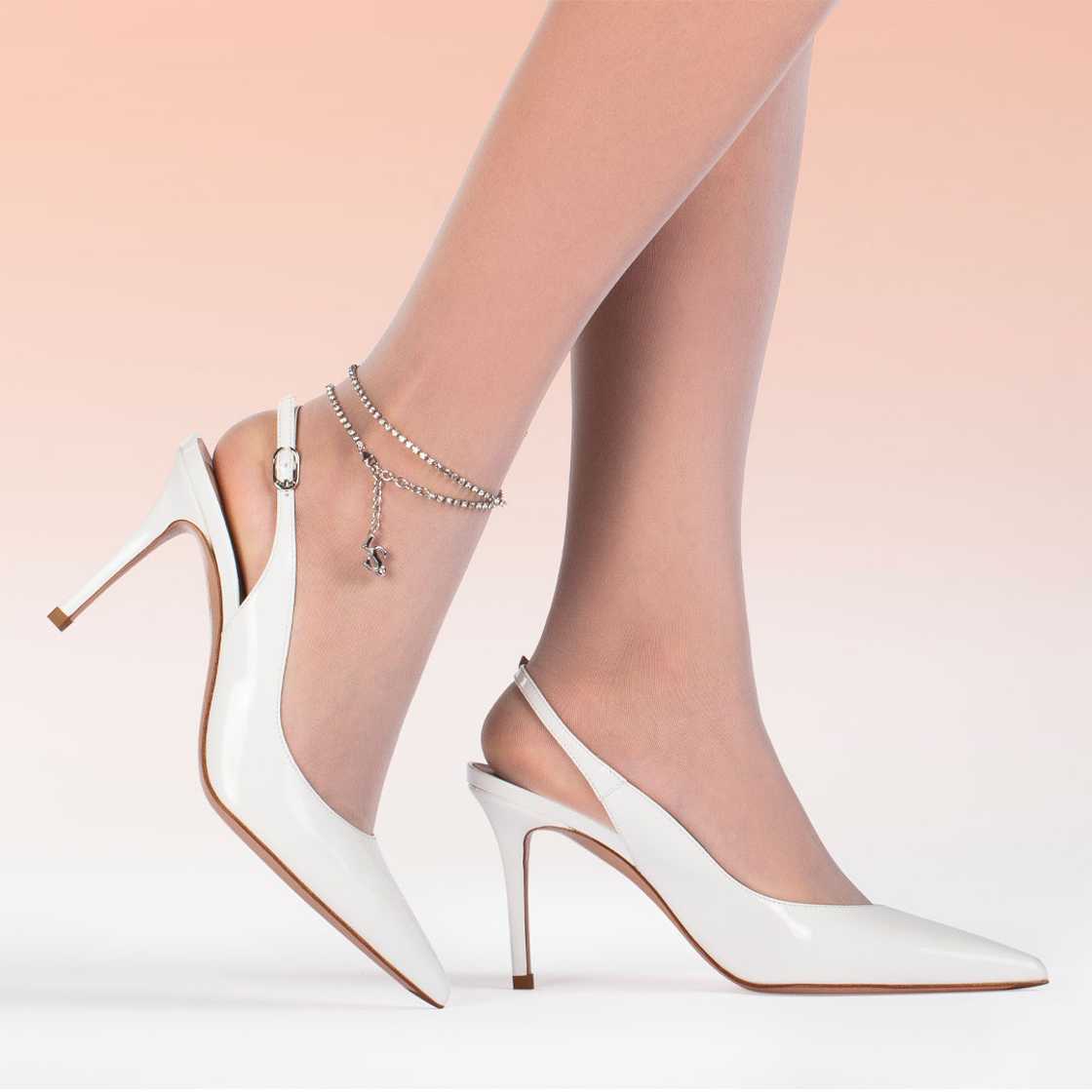 Le Silla white slingback