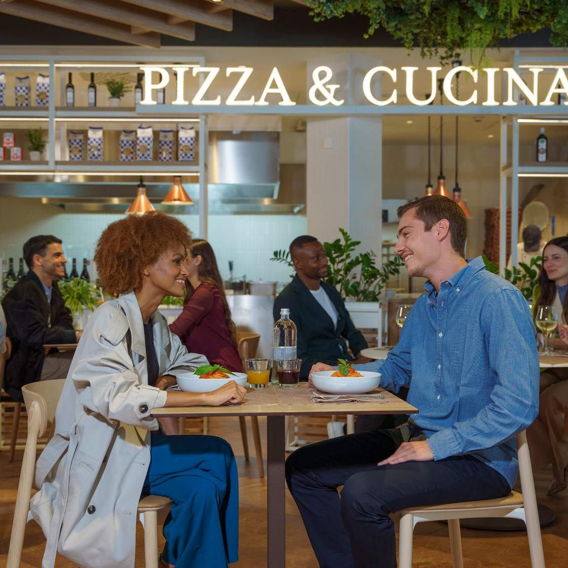 restaurant couple