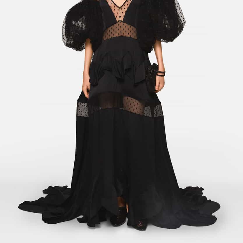 Stella-McCartney-spotlight-carousel-block-1080x1080-1.jpg