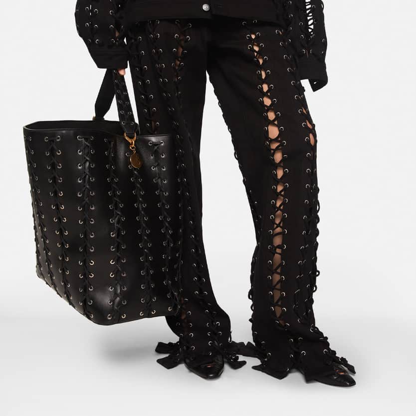 Stella-McCartney-spotlight-carousel-block-1080x1080.jpg