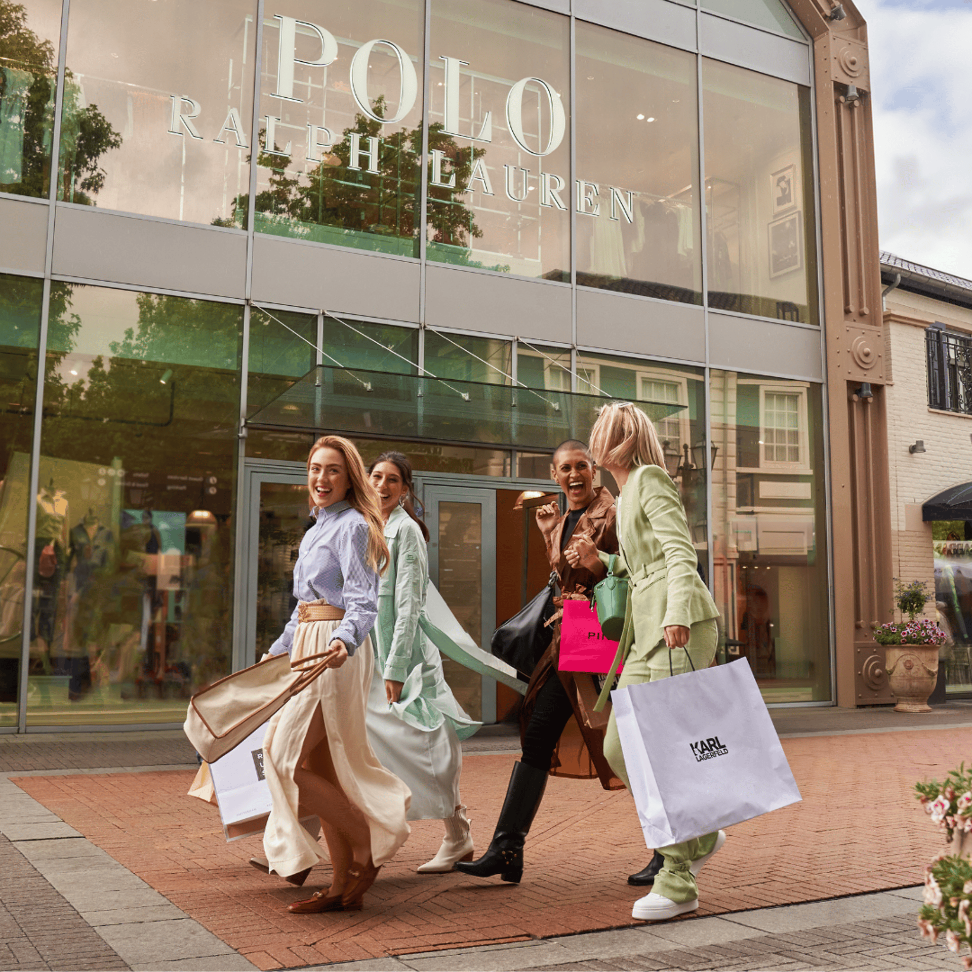 Shopping with friends