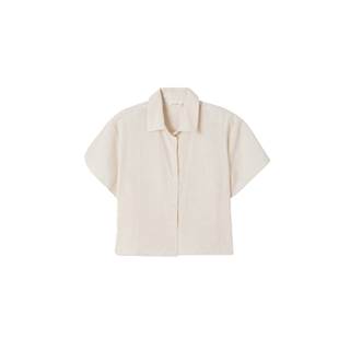 *Women's blouse, short sleeved. Cannot be combined with other discounts or promotions. (RRP €100 | Outlet price €70).
