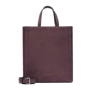 *Chelsea croco shopper black in L. Cannot be combined with other discounts or promotions. (RRP €329 | Outlet price €160).