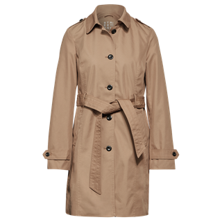 *Coat, available in different colors. While stock lasts. Cannot be combined with other discounts. (RRP €119.99 | Outlet price €79.99)