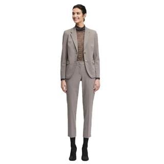 *Women's blazer CILARINI light brown. Cannot be combined with other discounts or promotions. (RRP €279,99 | Outlet price €195,99).