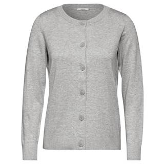 *Cardigan, available in different colors. While stock lasts. Cannot be combined with other discounts. (RRP €49.99 | Outlet price €34.99)
