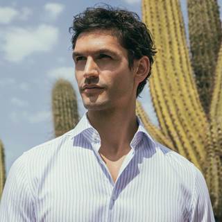 4 for € 180 | 3 for € 150 | *Only valid on men's shirts and basic blouses.